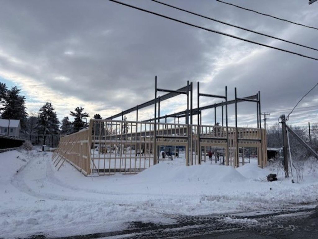 Photo of 1385 Hooksett Road, Hooksett, NH 03106 (MLS # 4990981)