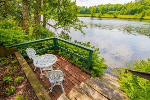 526 River Road Lyme NH 03768