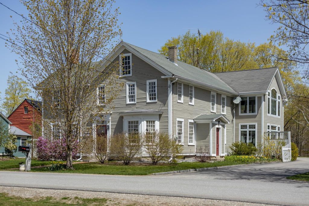 Photo of 1003 School Street, Dunbarton, NH 03046 (MLS # 5039046)