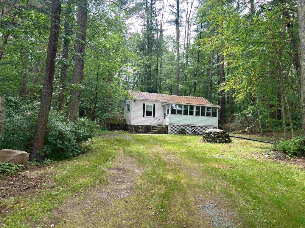 Photo of 2 S Shore Drive, Pelham, NH 03076 (MLS # 5050231)