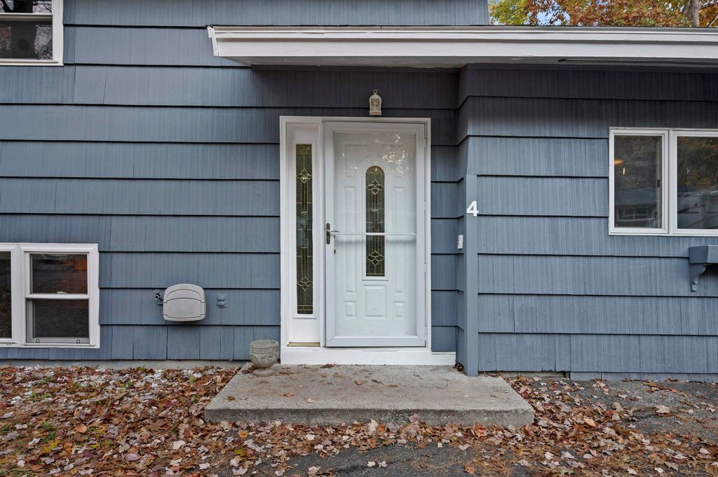 Photo of 4 Tanglewood Drive, Dover, NH 03820 (MLS # 5078859)