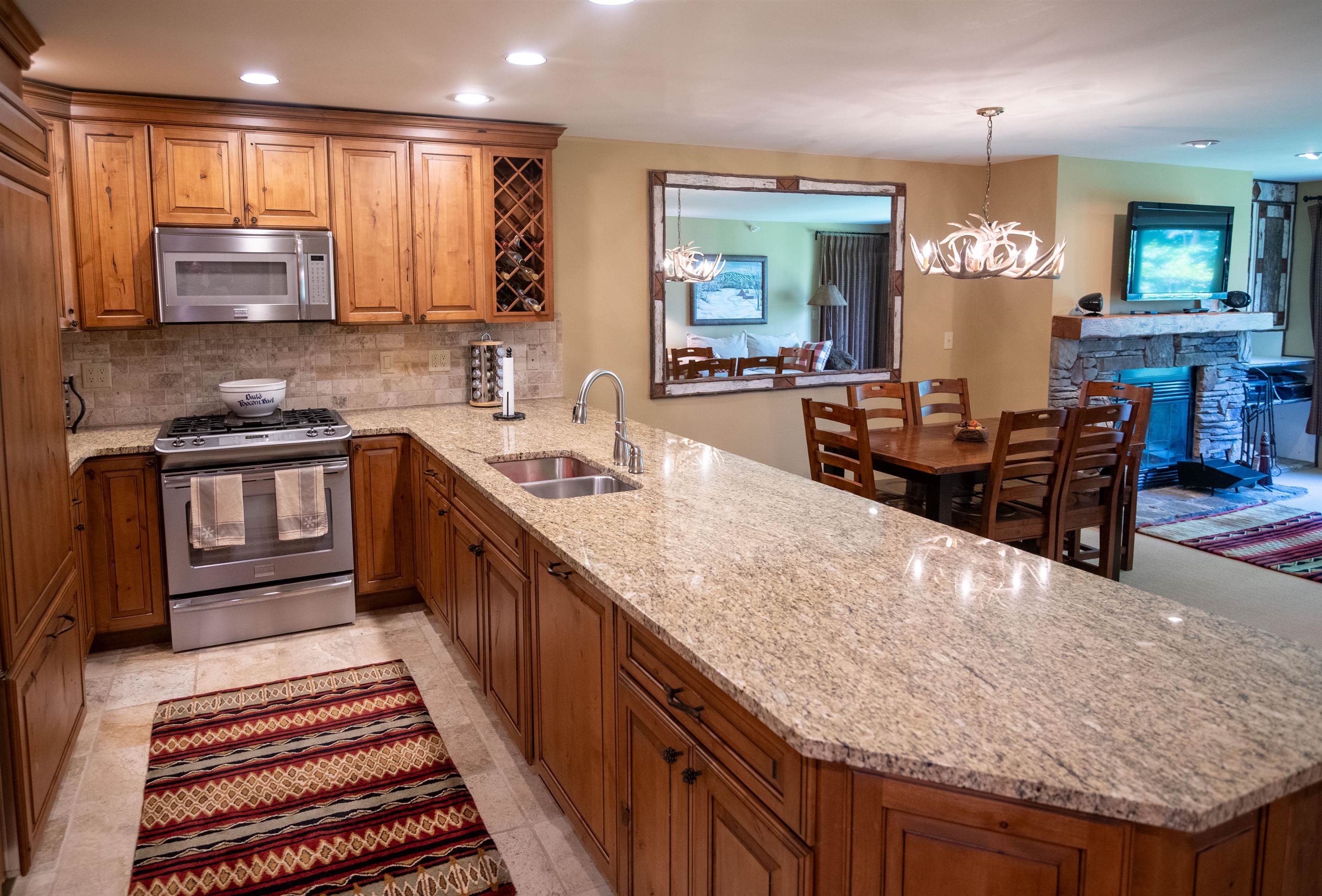 22 Harrison Lane L-203