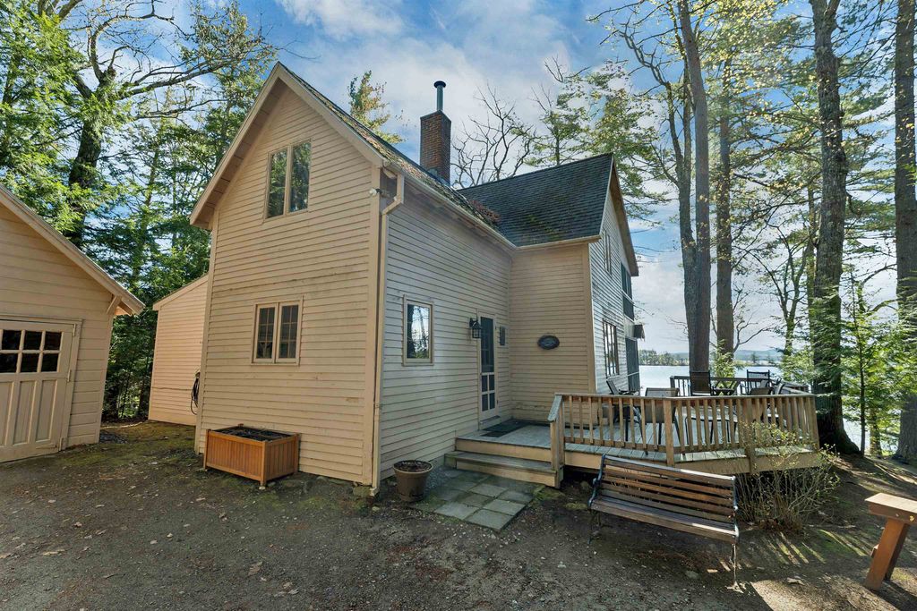 Photo of 43 Howard Road, Holderness, NH 03245 (MLS # 5088693)