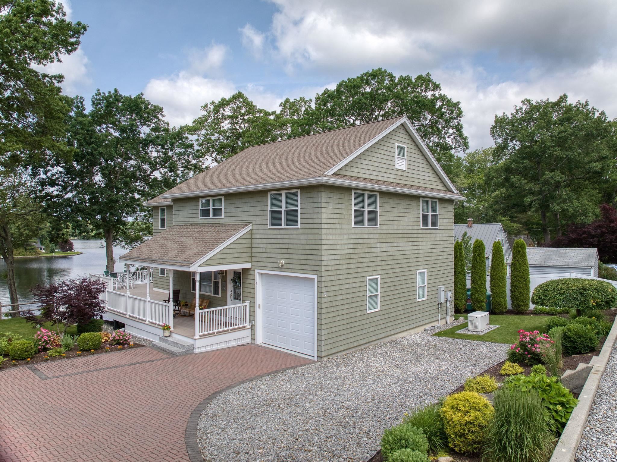 9 Blake Road