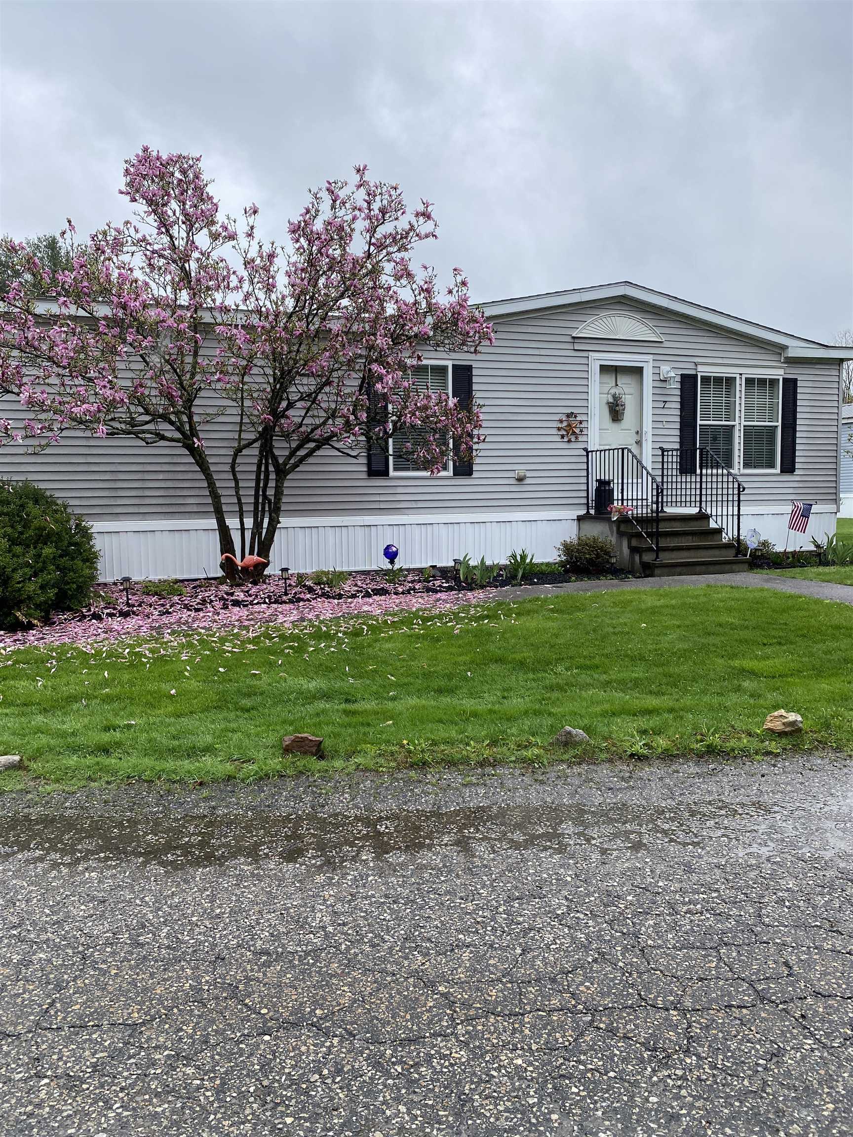 7 Sir Lancelot Drive