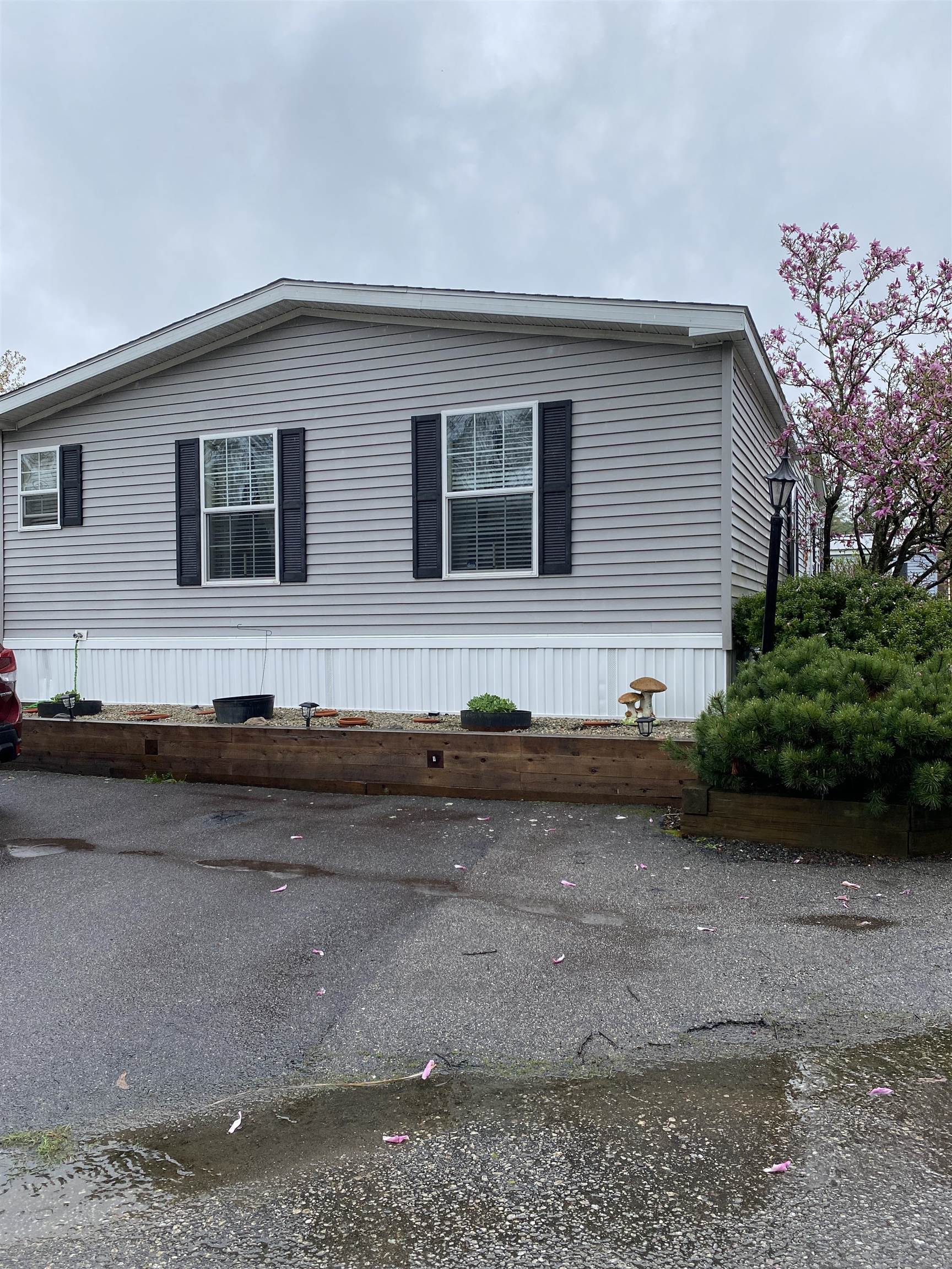 7 Sir Lancelot Drive