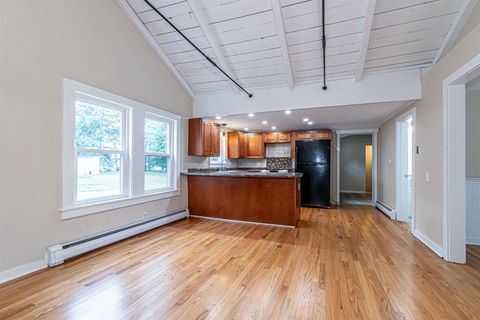 Tiny photo for 33 Orchard Street, Goffstown, NH 03045 (MLS # 5054460)