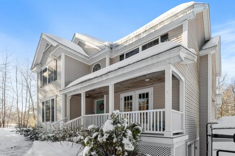 12 Glastombury Drive Sandown NH 03873