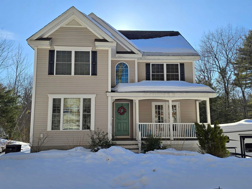 Photo of 12 Glastombury Drive, Sandown, NH 03873 (MLS # 5078240)