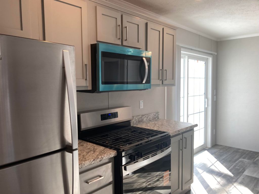 Photo of 40 School Street, Canaan, NH 03741 (MLS # 5077986)