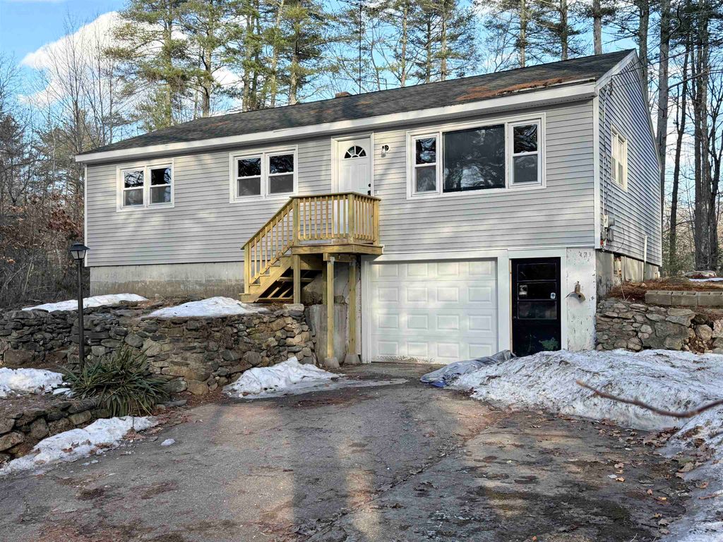 Photo of 131 Route 13, Brookline, NH 03033 (MLS # 5079696)