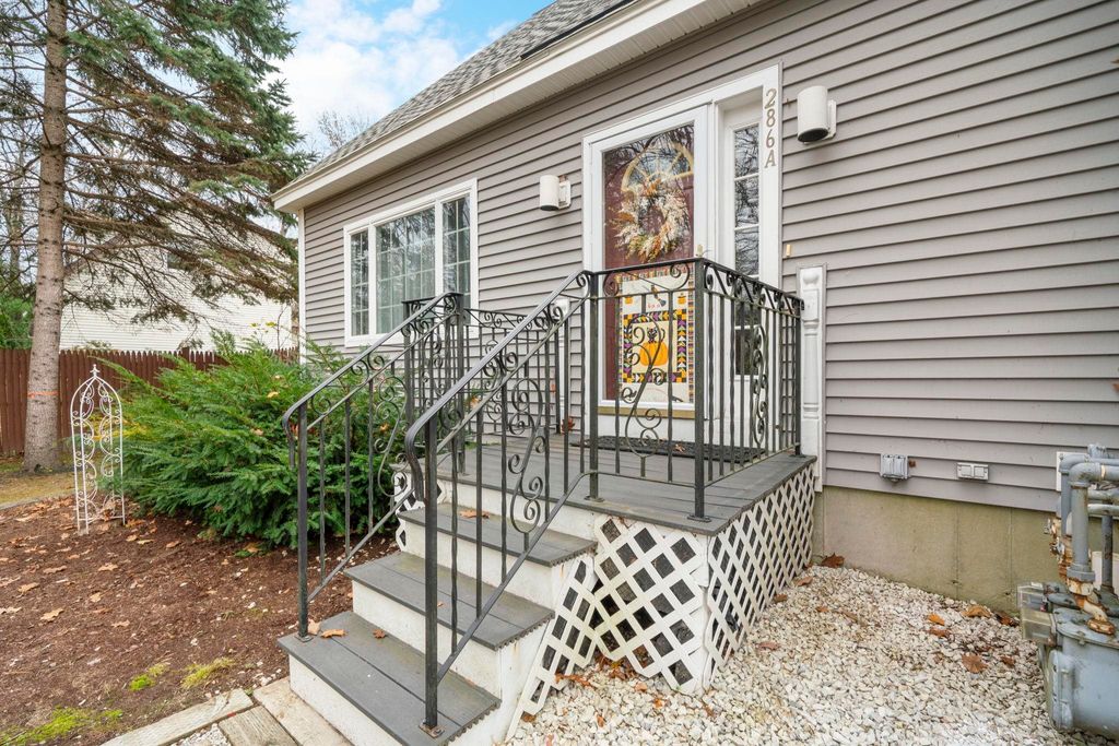 Photo of 286 Londonderry Turnpike #A, Hooksett, NH 03106 (MLS # 5069420)