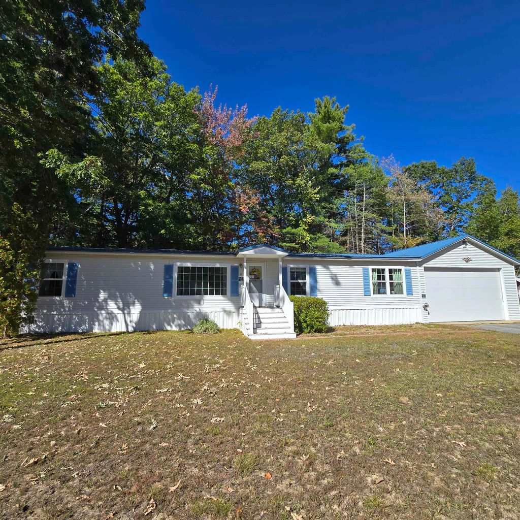 Photo of 102 Osprey Road, Alton, NH 03809 (MLS # 5081527)