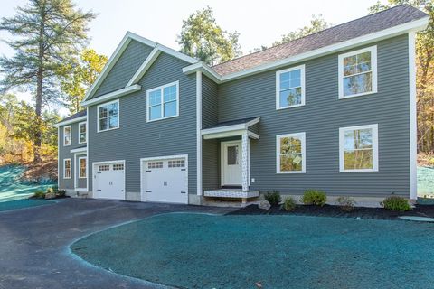 Photo of 53 Kimball Hill Road, Hudson, NH 03051 (MLS # 5049839)