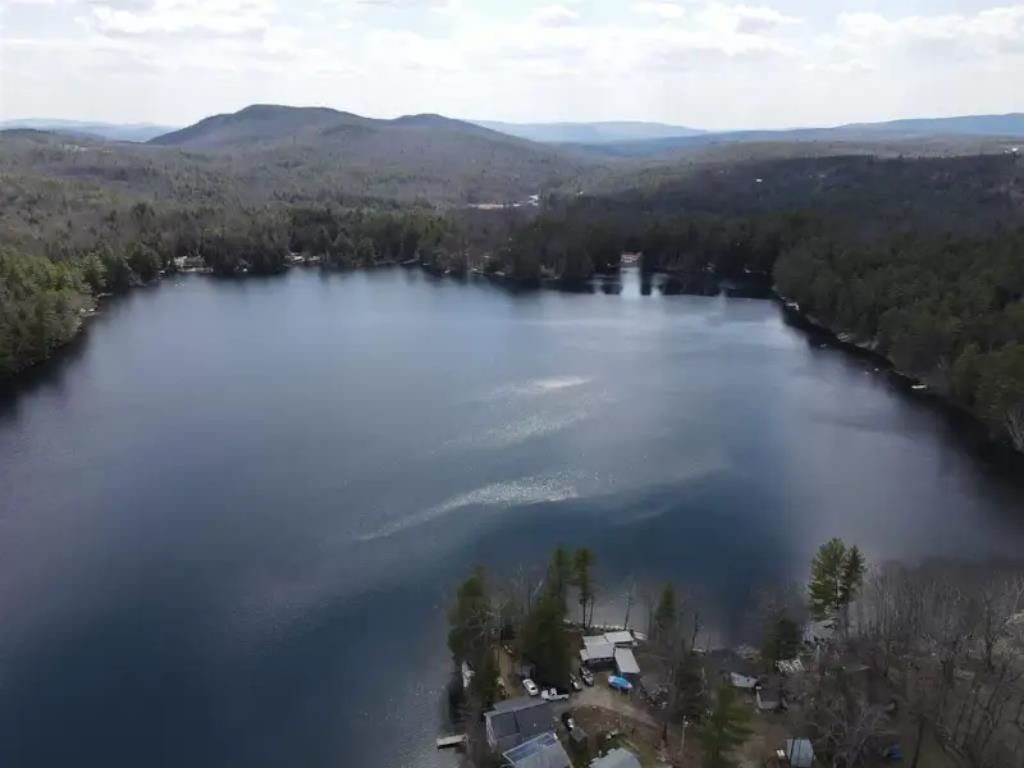 Photo of 11 Indian Point Road, Croydon, NH 03773 (MLS # 5079769)