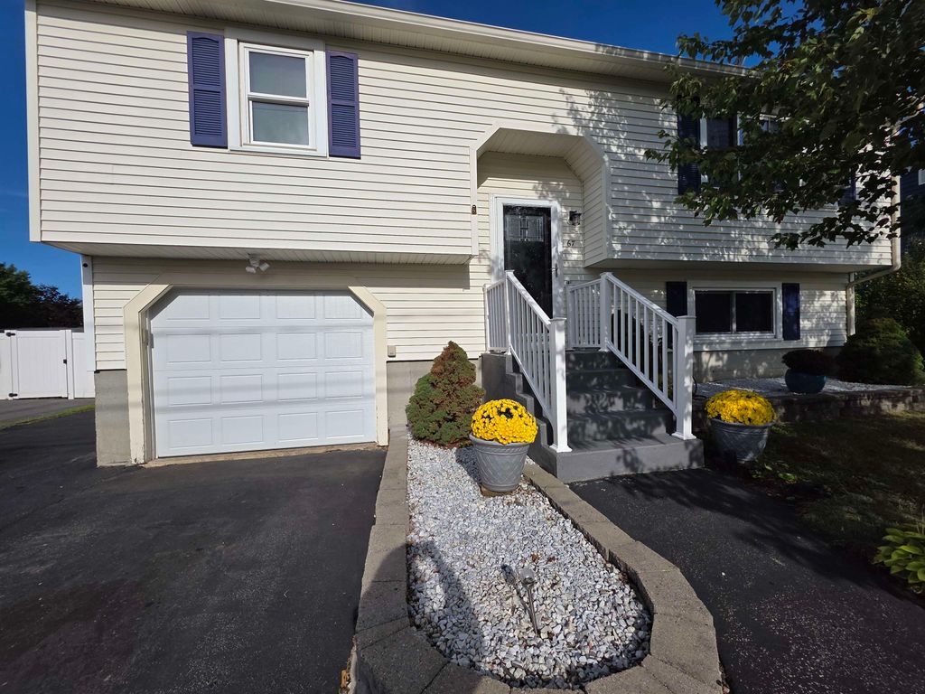 Photo of 67 Pullman Street, Manchester, NH 03103 (MLS # 5065661)
