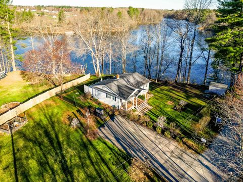 Photo of 1 Nute Road, Dover, NH 03820 (MLS # 5084783)