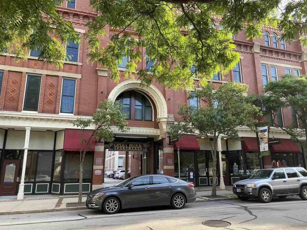 Photo of 30 Hanover Street #305, Manchester, NH 03103 (MLS # 5078705)