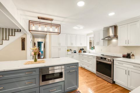 Photo of 46 KENSINGTON Road, Hampton Falls, NH 03844 (MLS # 5010830)