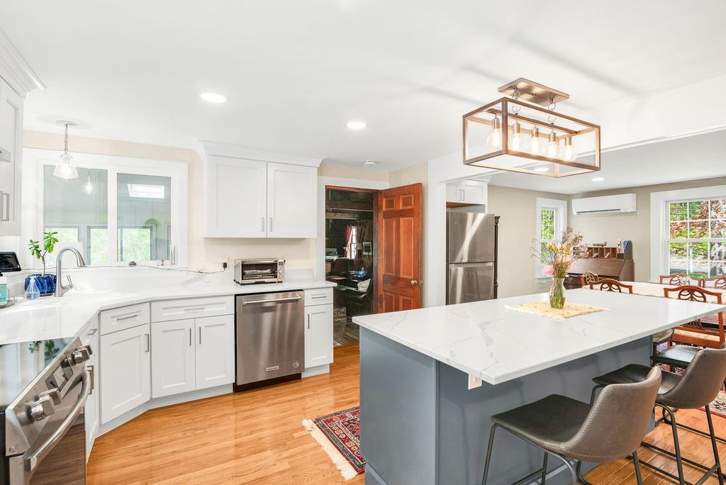 Photo of 46 KENSINGTON Road, Hampton Falls, NH 03844 (MLS # 5010830)