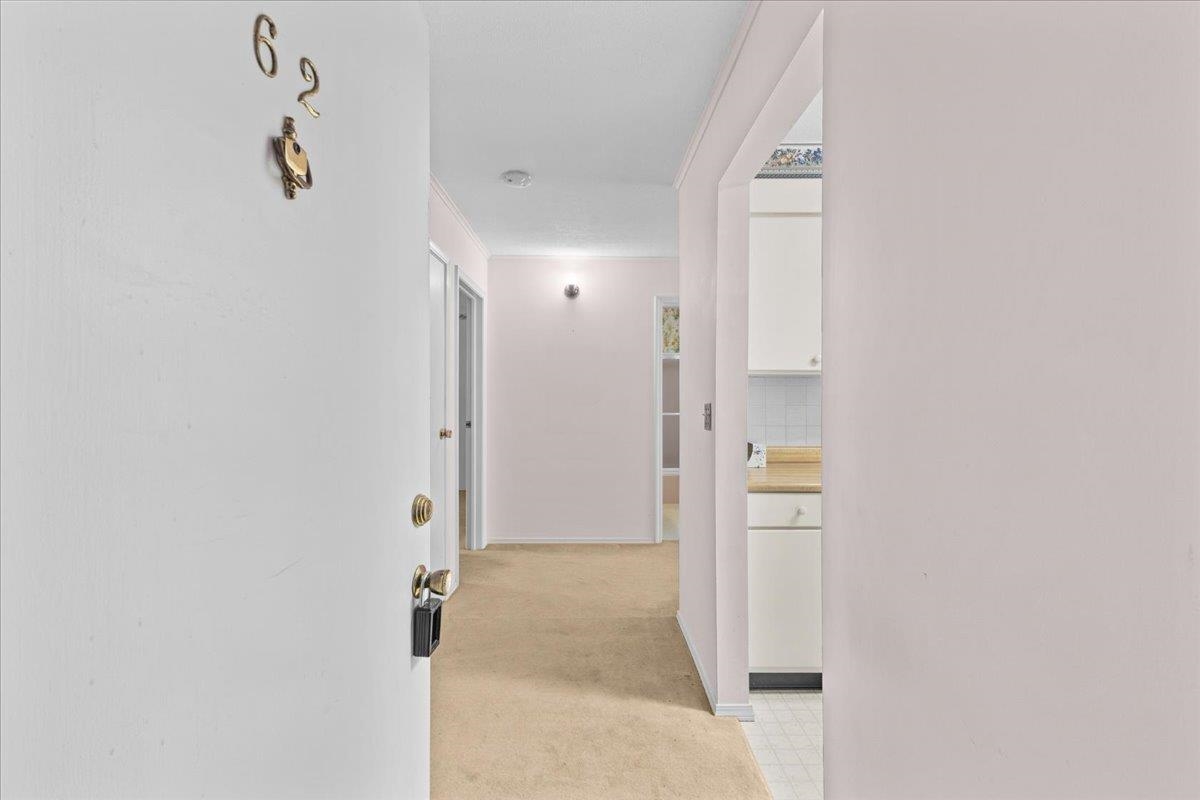 100 Kennedy Drive 62