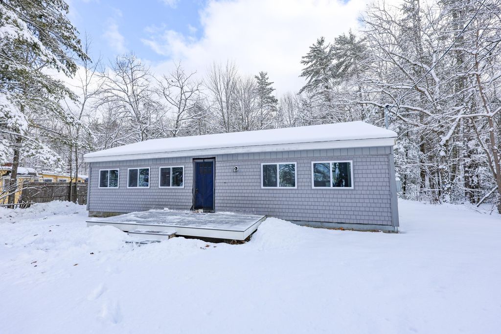 Photo of 129 Mountain Base Road, Goffstown, NH 03045 (MLS # 5074424)
