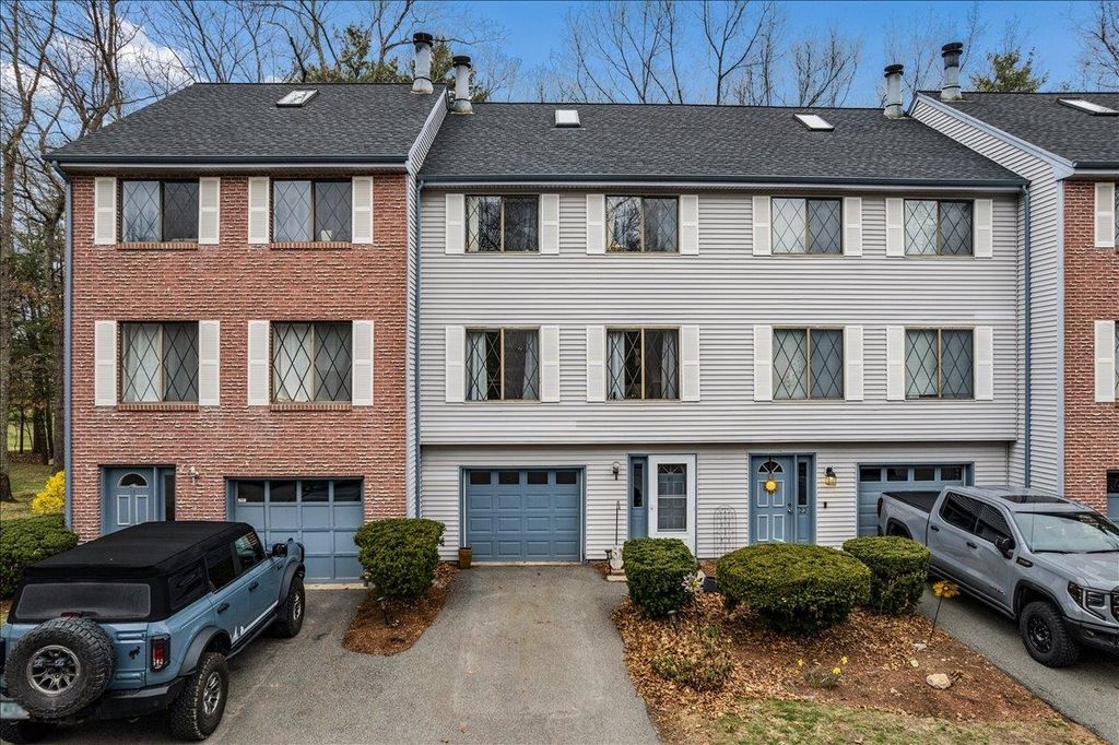 Photo of 20 Vanden Road, Merrimack, NH 03054 (MLS # 5085143)