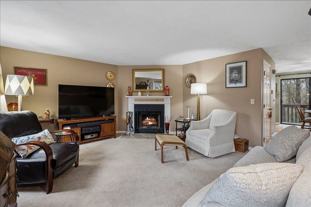 Photo of 20 Vanden Road, Merrimack, NH 03054 (MLS # 5085143)