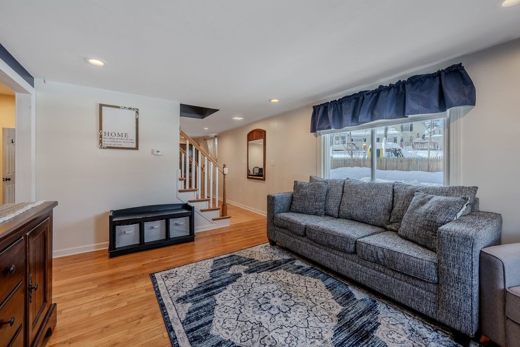 Photo of 1 E Hobart Street, Nashua, NH 03060 (MLS # 5075176)