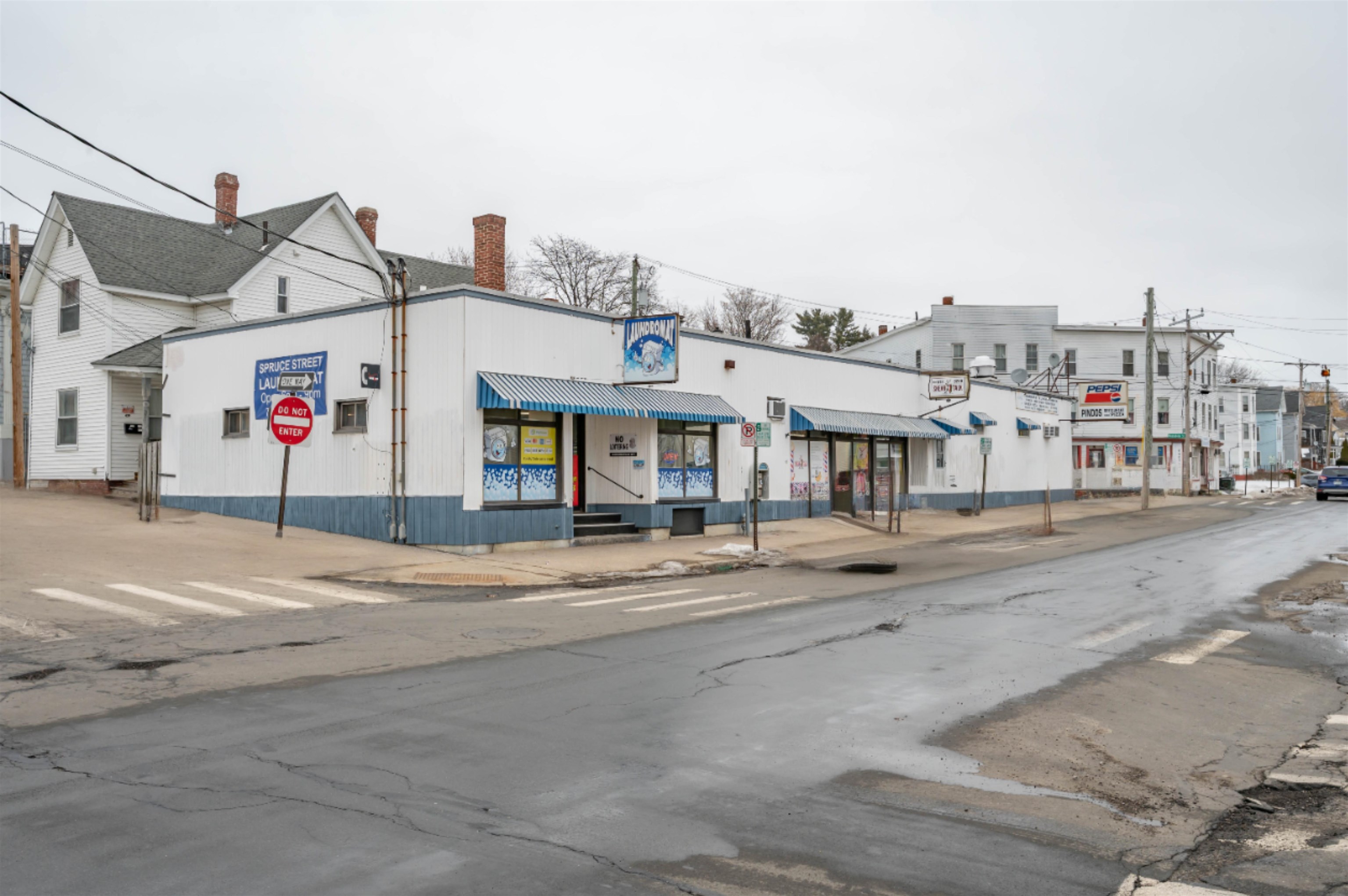 49 Massabesic Street