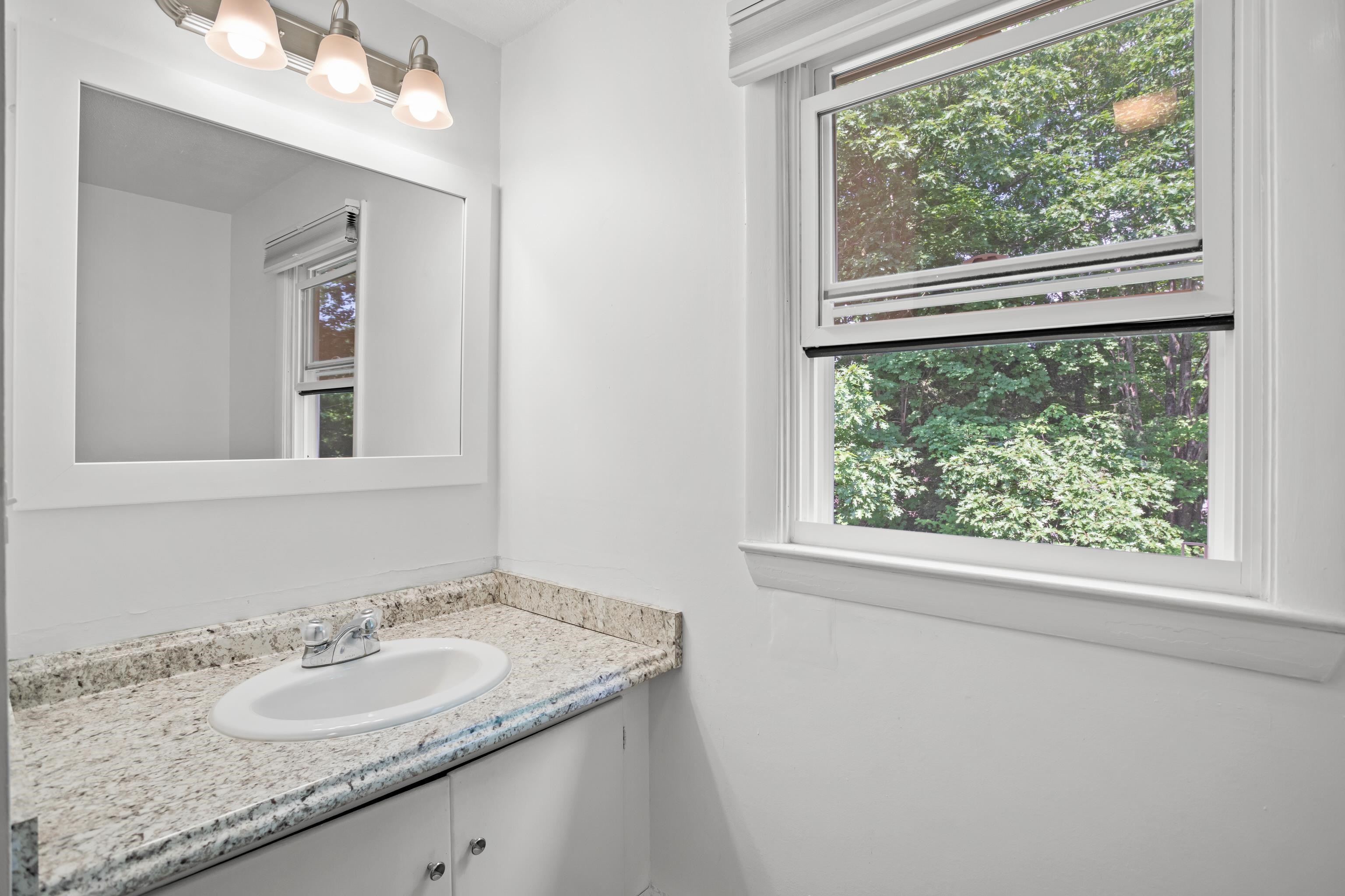 Laconia, New Hampshire 03246, United States, 4 Bedrooms Bedrooms, ,3 BathroomsBathrooms,Residential,Active,3294