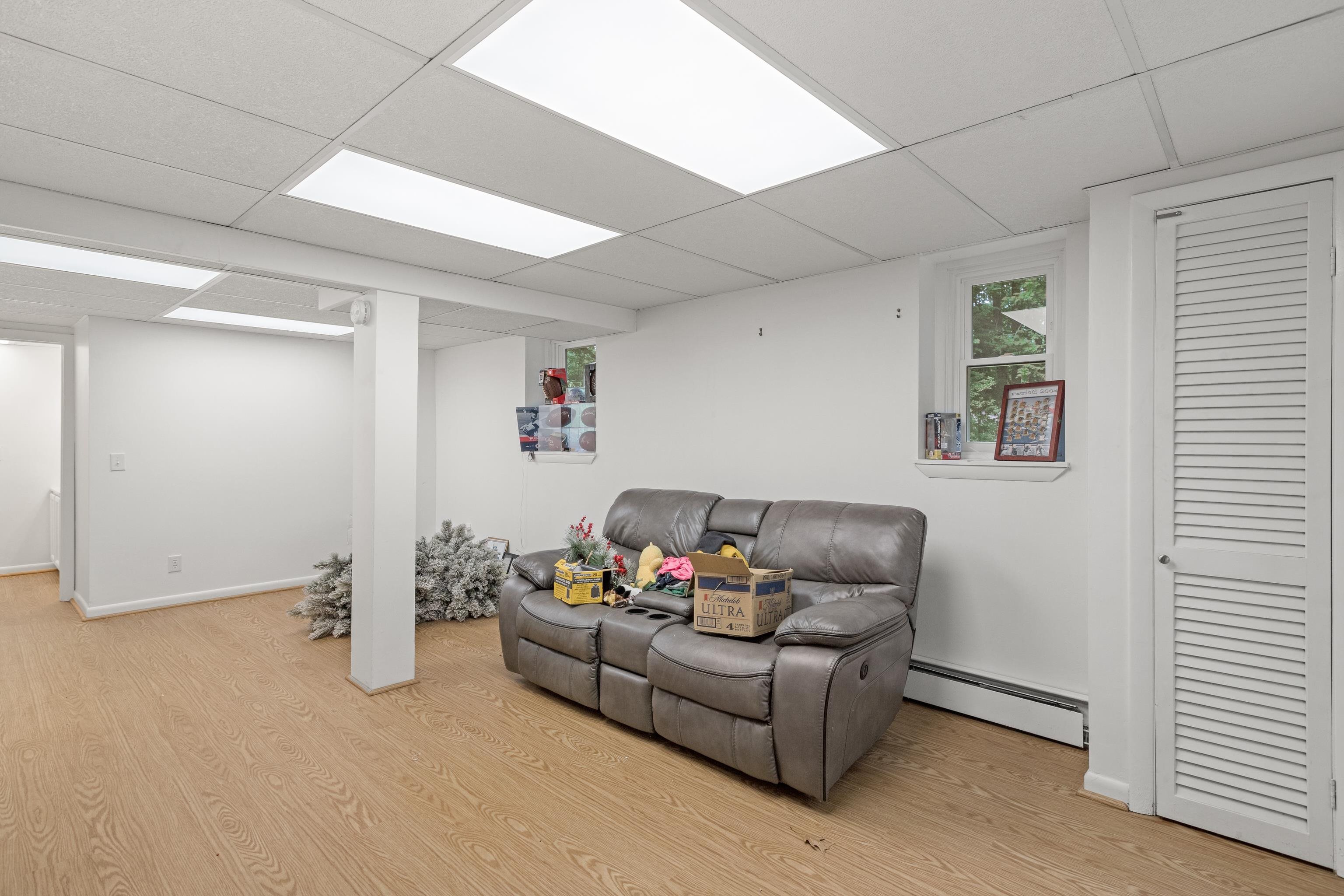 Laconia, New Hampshire 03246, United States, 4 Bedrooms Bedrooms, ,3 BathroomsBathrooms,Residential,Active,3294