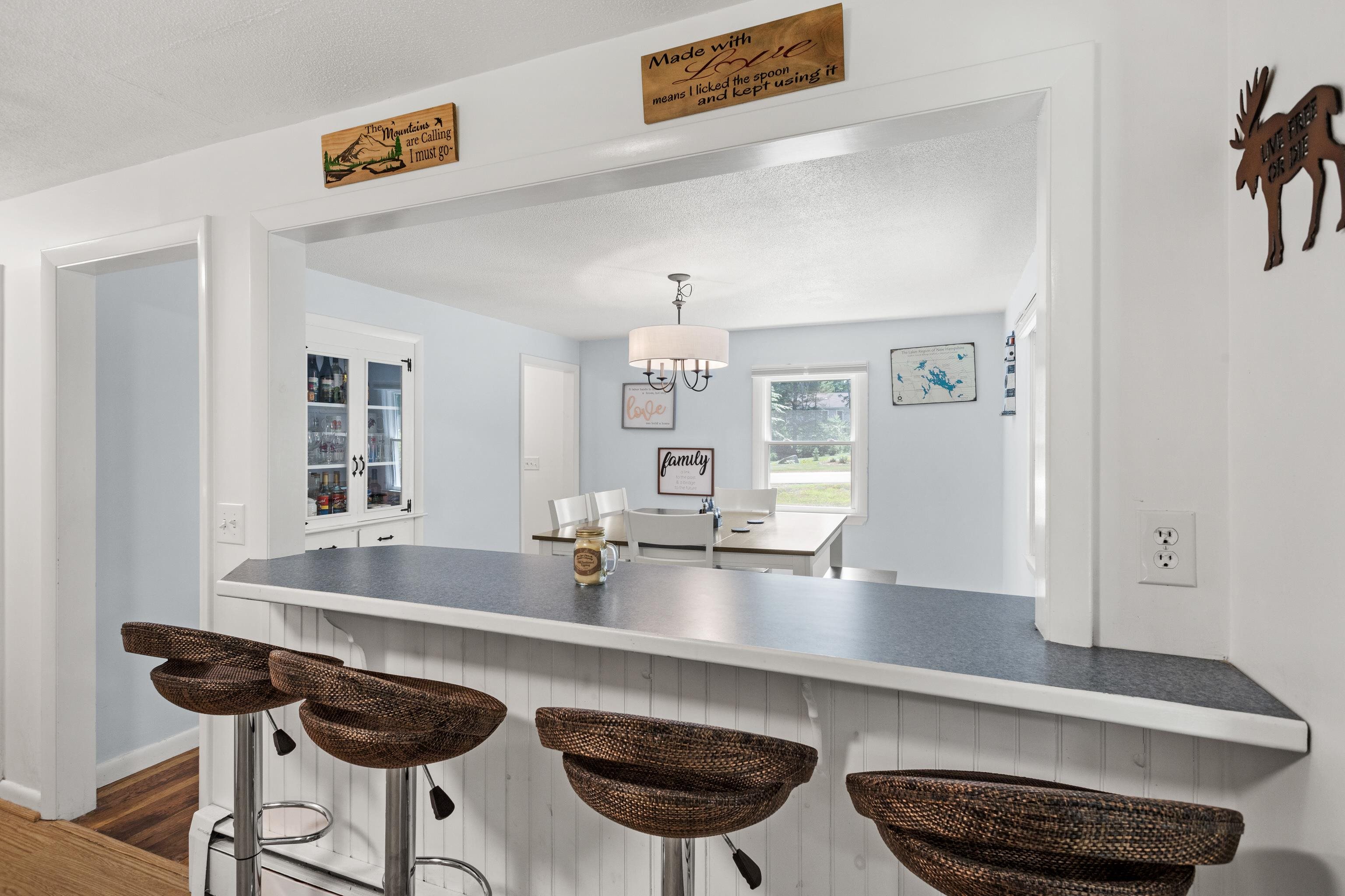 Laconia, New Hampshire 03246, United States, 4 Bedrooms Bedrooms, ,3 BathroomsBathrooms,Residential,Active,3294