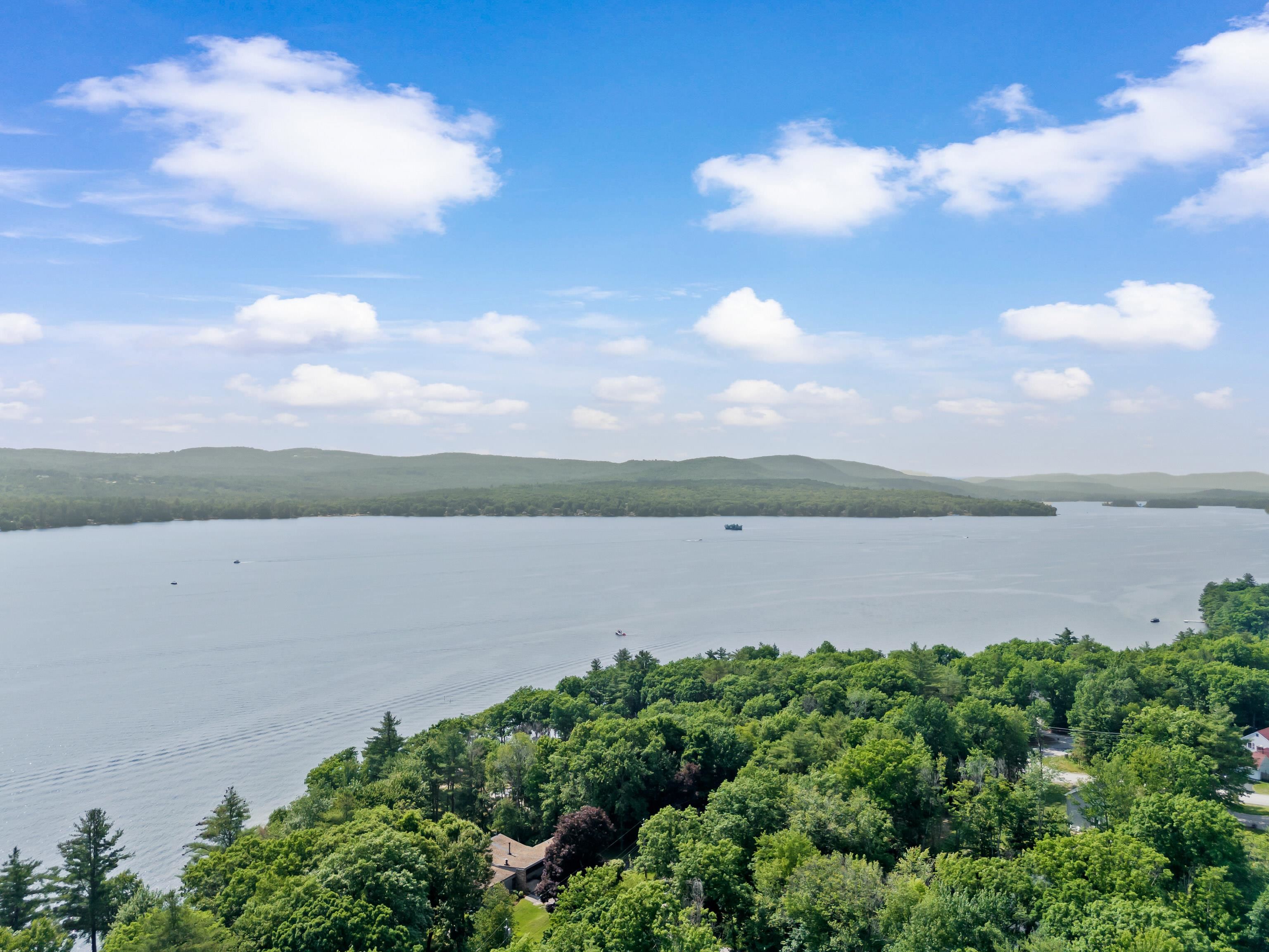 Laconia, New Hampshire 03246, United States, 4 Bedrooms Bedrooms, ,3 BathroomsBathrooms,Residential,Active,3294