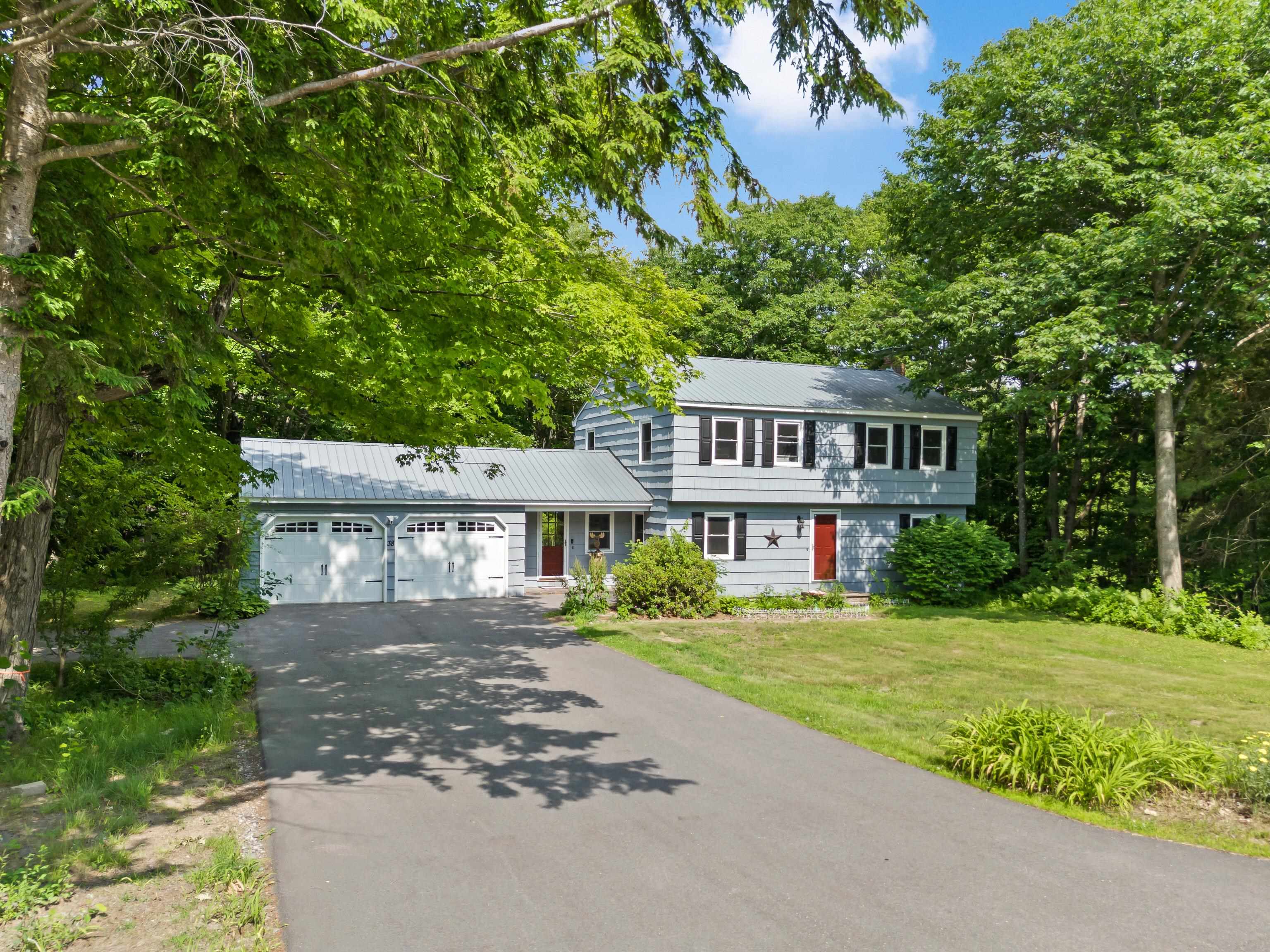 Laconia, New Hampshire 03246, United States, 4 Bedrooms Bedrooms, ,3 BathroomsBathrooms,Residential,Active,3294