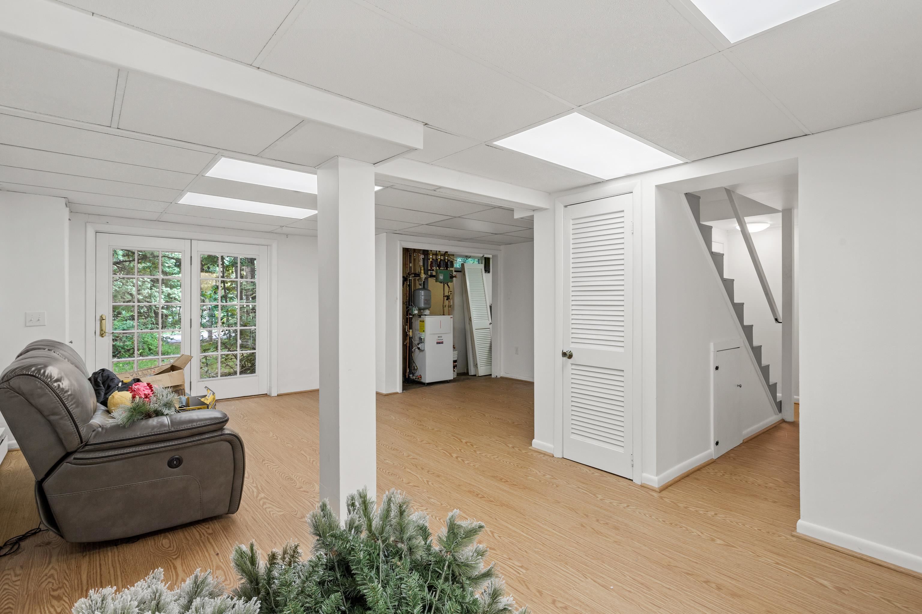 Laconia, New Hampshire 03246, United States, 4 Bedrooms Bedrooms, ,3 BathroomsBathrooms,Residential,Active,3294