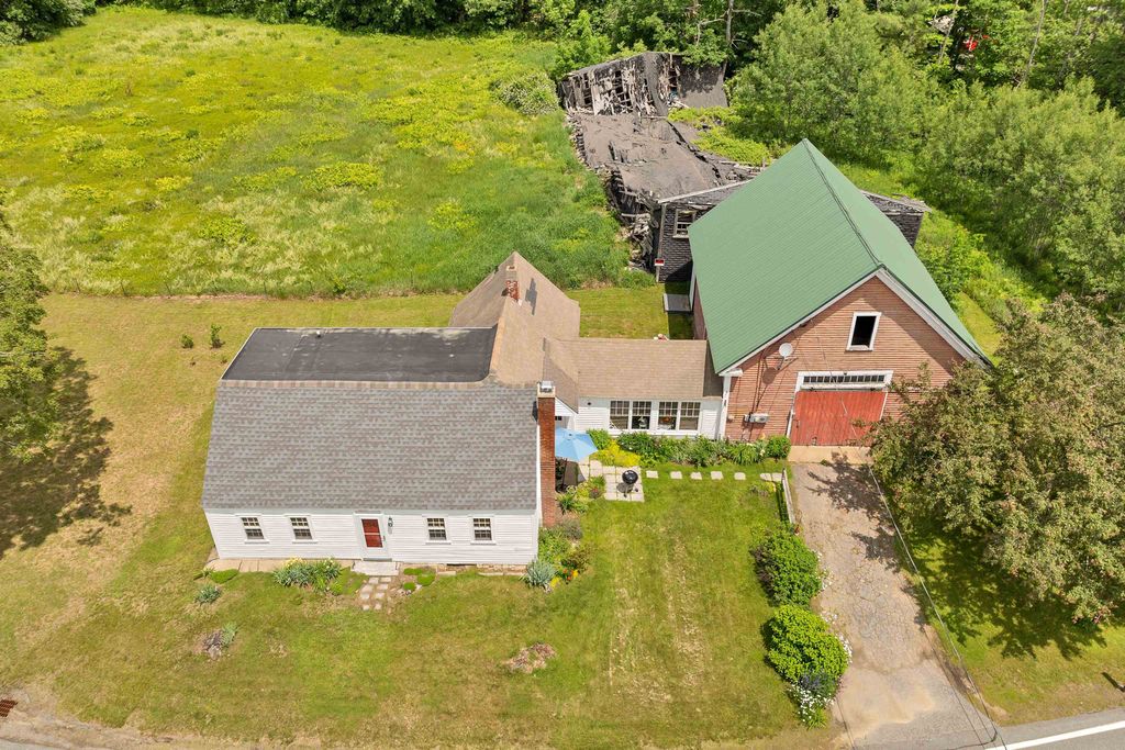 Photo of 1457 Upper City Road, Pittsfield, NH 03263 (MLS # 5046846)