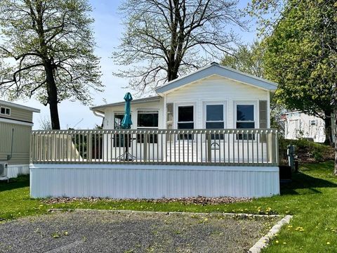 17 Jonathan Circle South Hero VT 05486