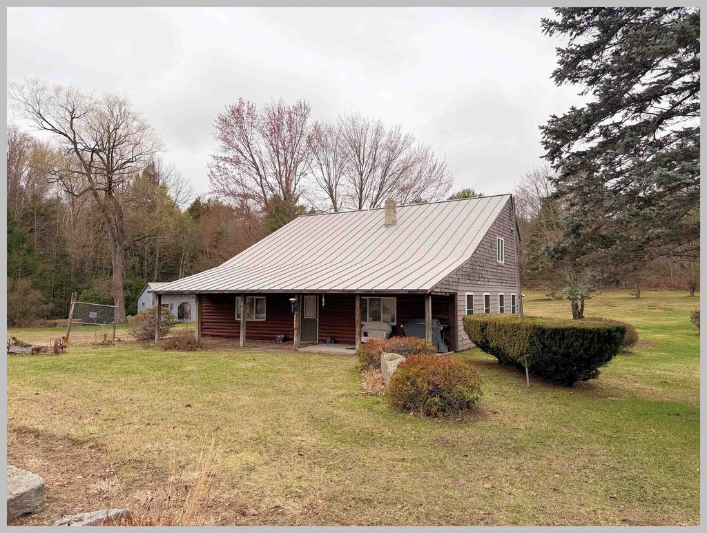 Photo of 1373 Daniel Webster Highway, Campton, NH 03223 (MLS # 5084233)