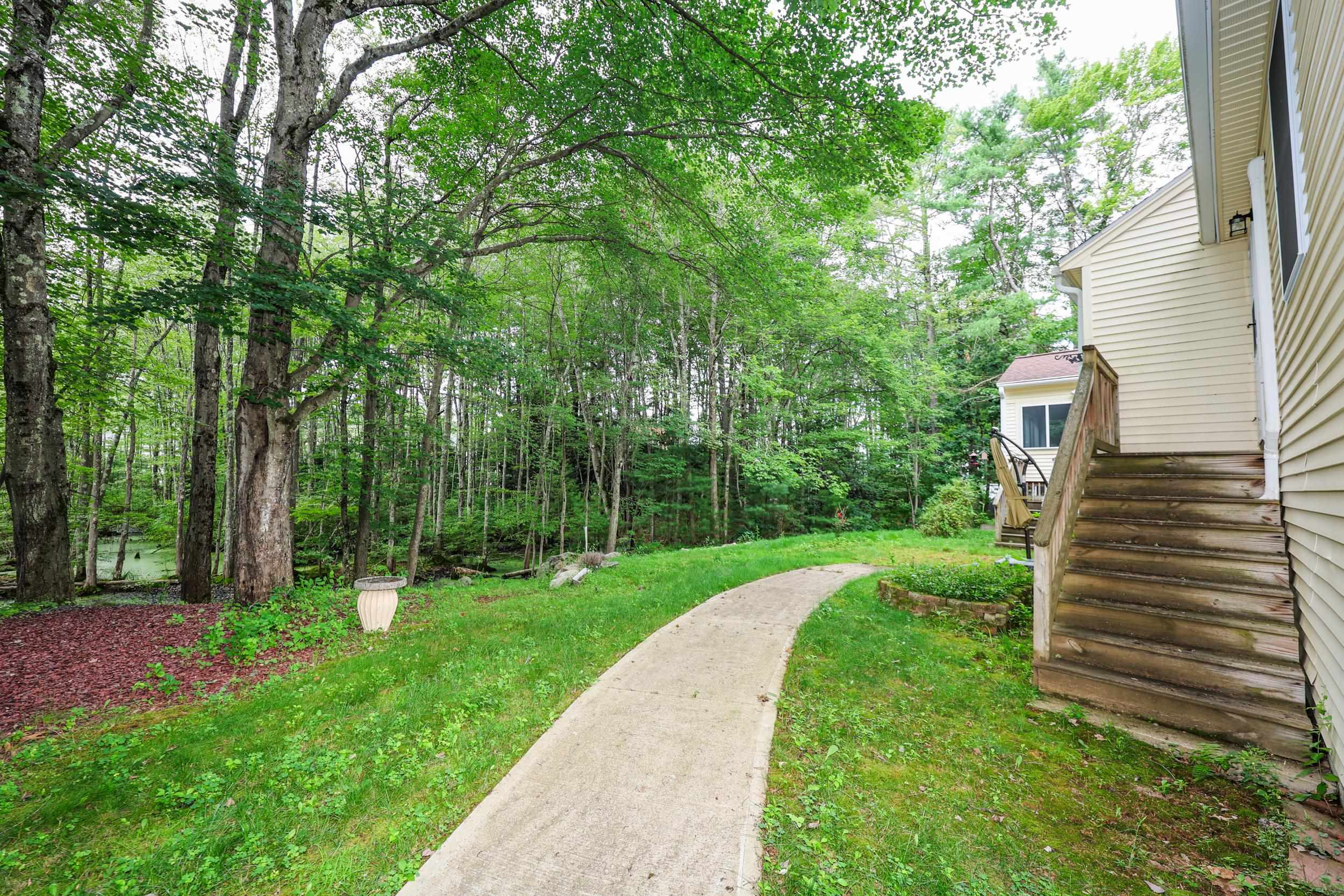 10 Waterville Drive