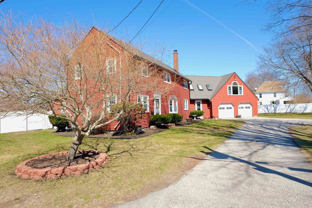 Photo of 3 Yale Street, Concord, NH 03301 (MLS # 5083379)