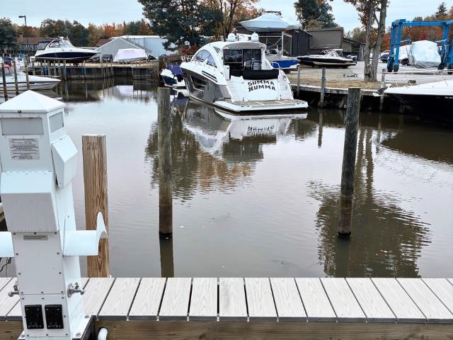 73 Weirs Slip I-22 Road