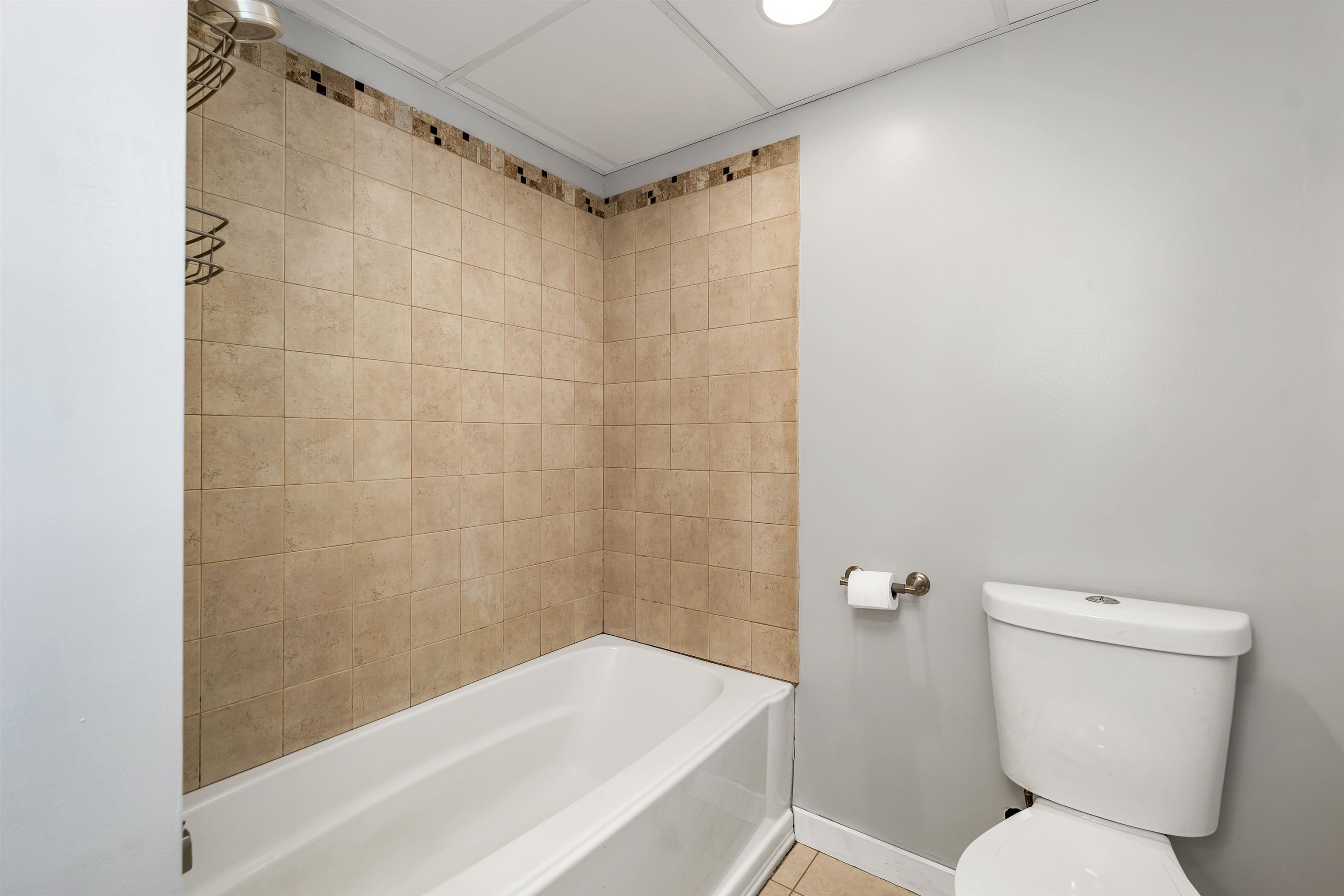 Thornton, New Hampshire 03285, United States, 4 Bedrooms Bedrooms, ,2 BathroomsBathrooms,Residential,Active,189785