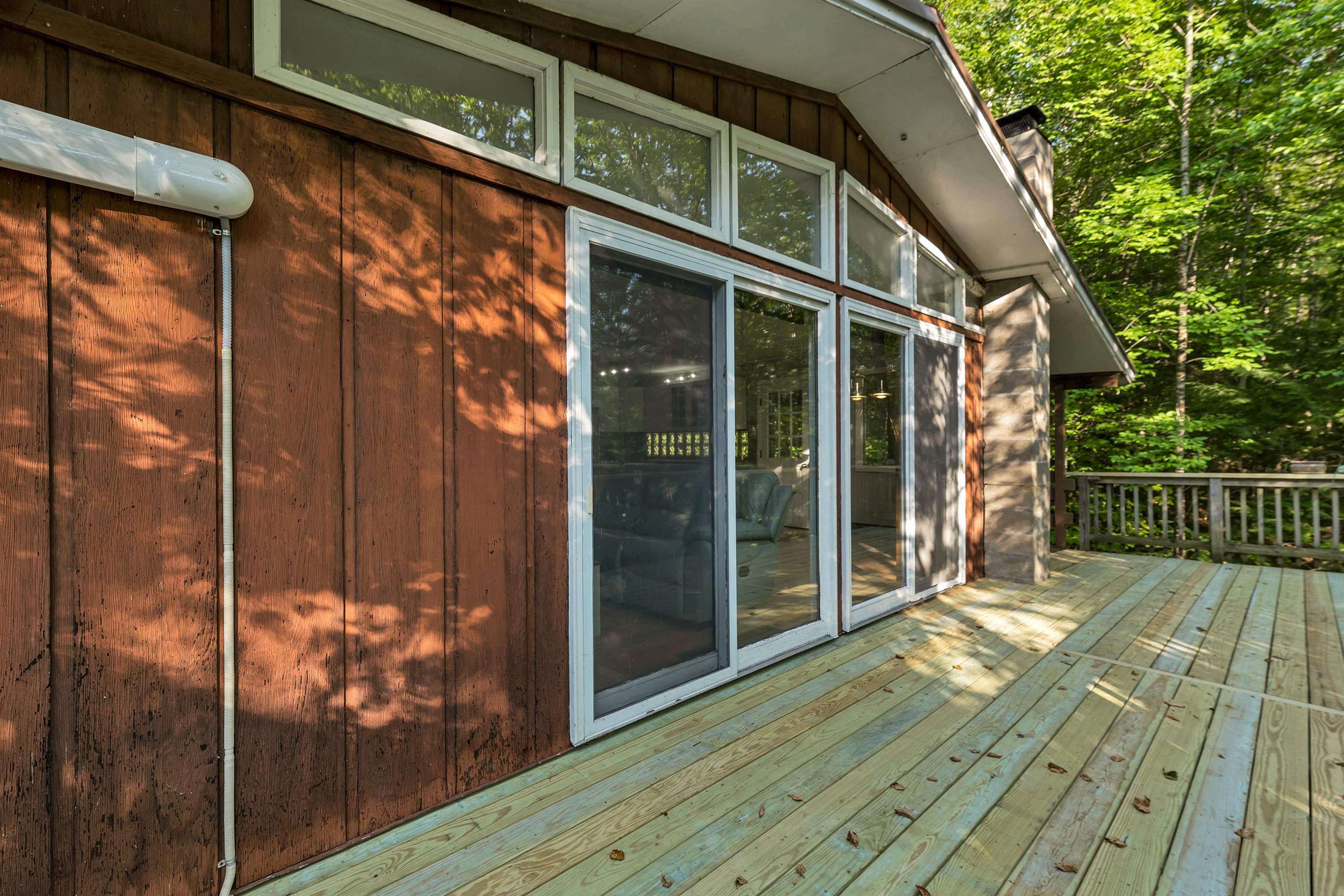 Thornton, New Hampshire 03285, United States, 4 Bedrooms Bedrooms, ,2 BathroomsBathrooms,Residential,Active,189785