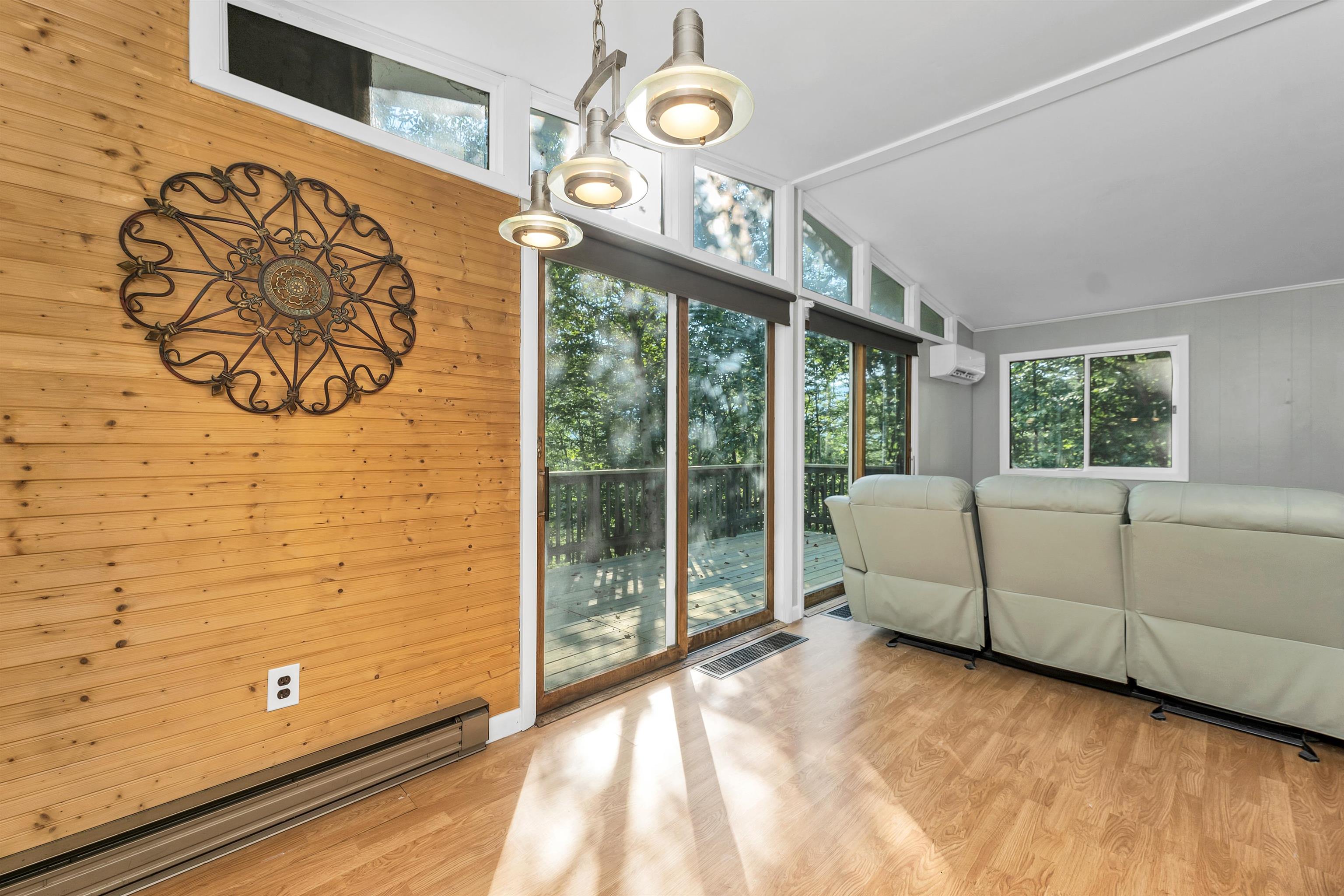 Thornton, New Hampshire 03285, United States, 4 Bedrooms Bedrooms, ,2 BathroomsBathrooms,Residential,Active,189785