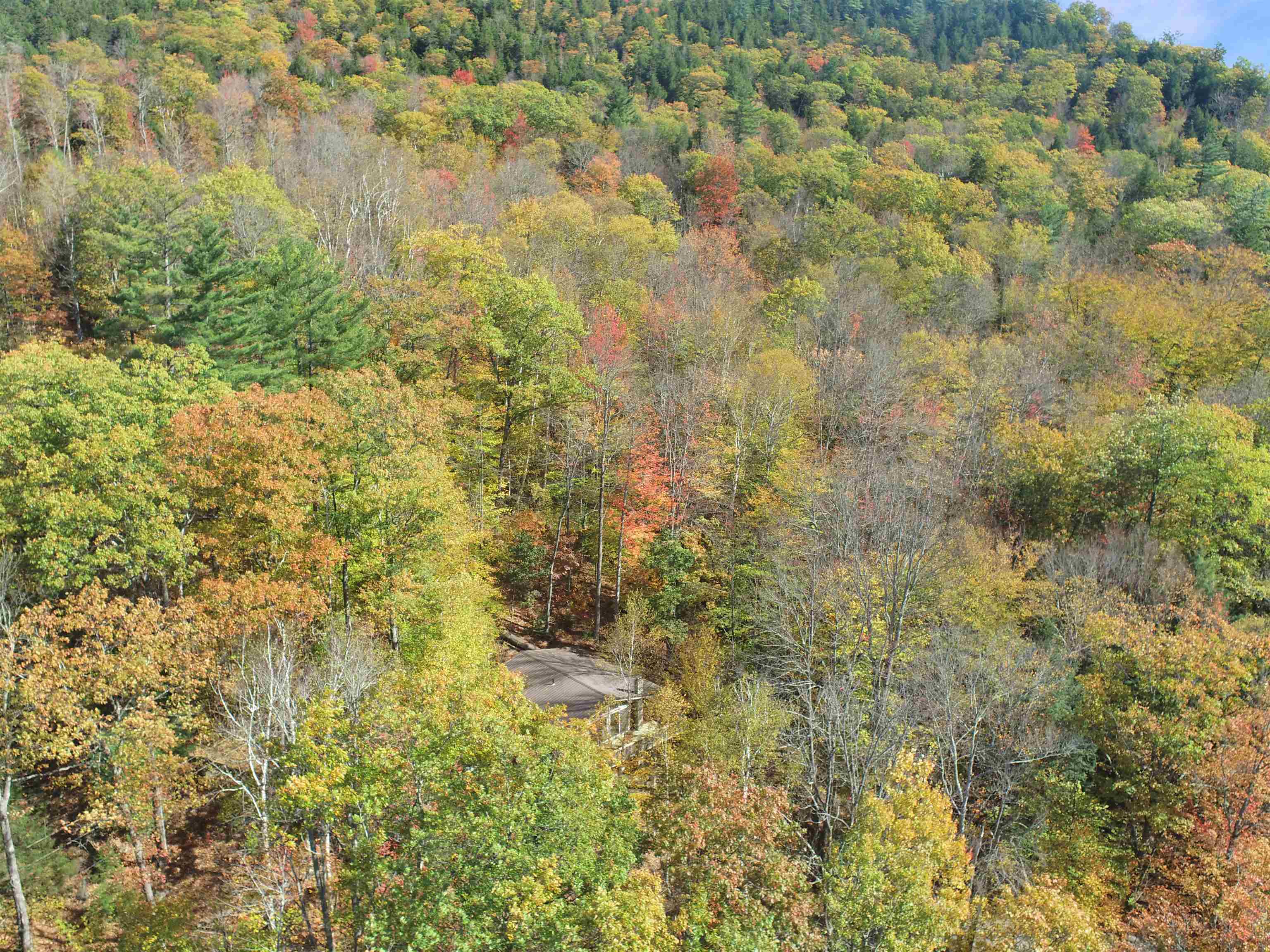 Thornton, New Hampshire 03285, United States, 4 Bedrooms Bedrooms, ,2 BathroomsBathrooms,Residential,Active,189785