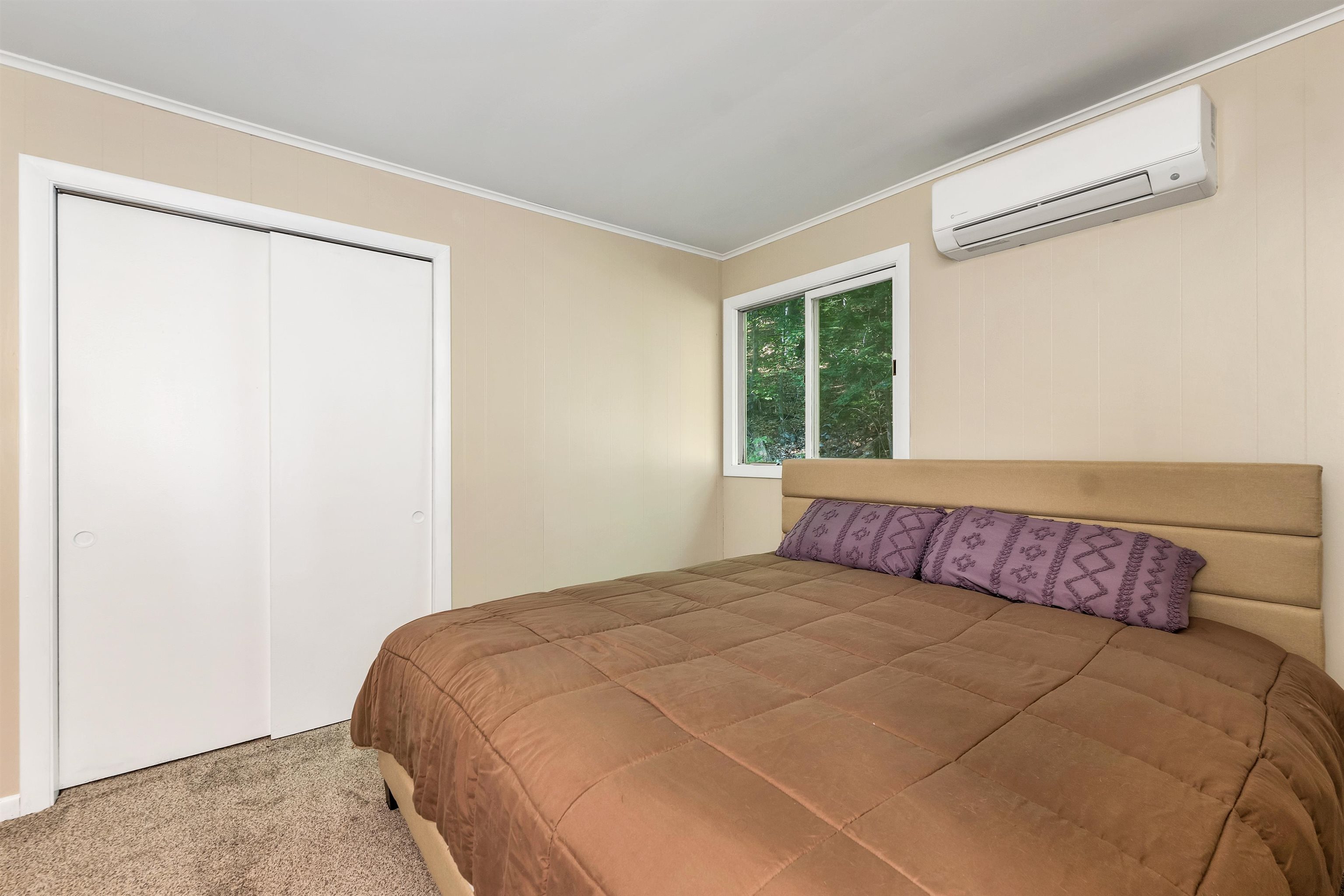 Thornton, New Hampshire 03285, United States, 4 Bedrooms Bedrooms, ,2 BathroomsBathrooms,Residential,Active,189785