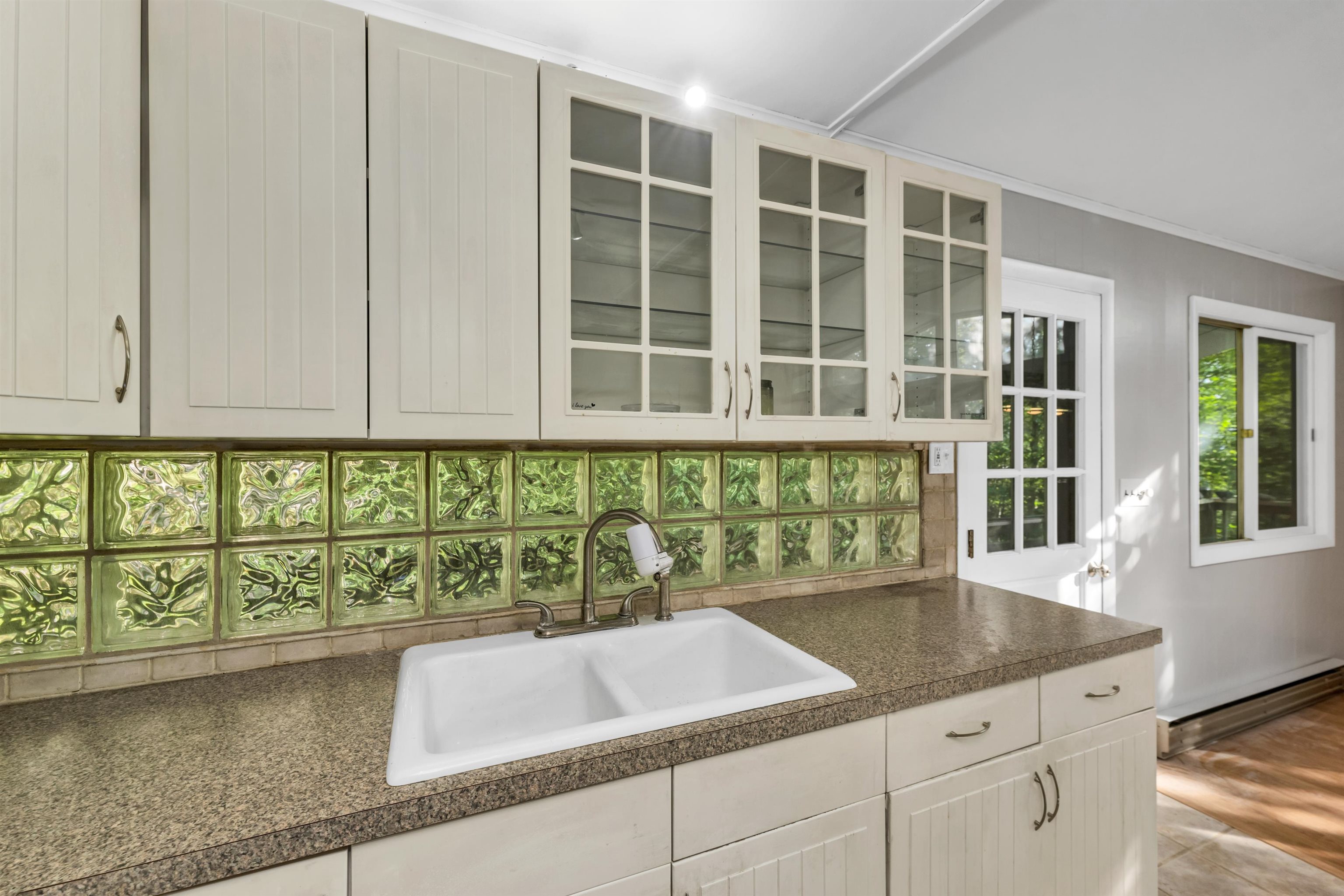 Thornton, New Hampshire 03285, United States, 4 Bedrooms Bedrooms, ,2 BathroomsBathrooms,Residential,Active,189785