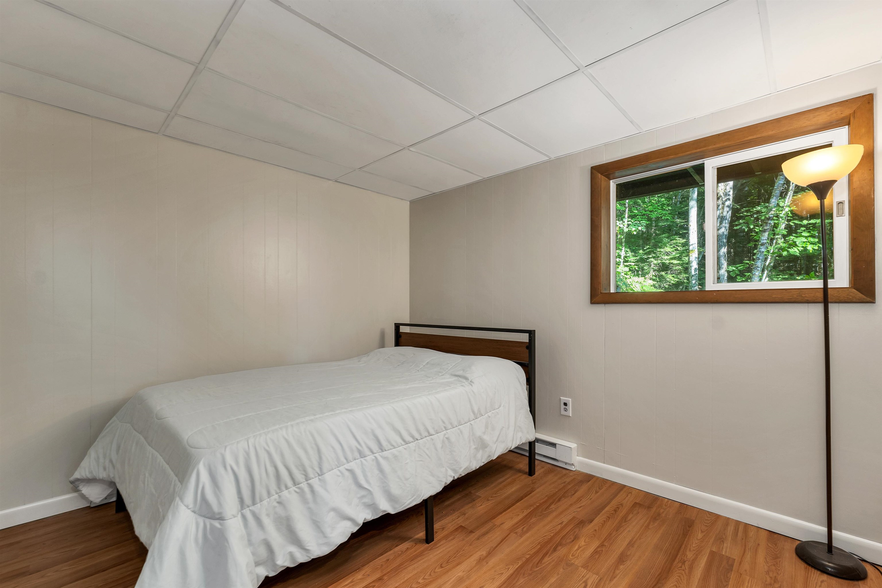 Thornton, New Hampshire 03285, United States, 4 Bedrooms Bedrooms, ,2 BathroomsBathrooms,Residential,Active,189785