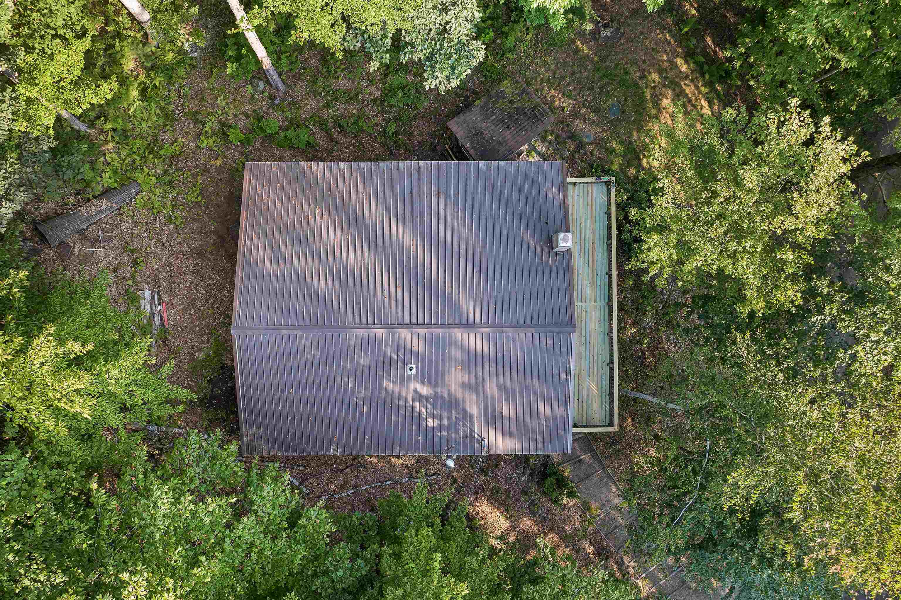 Thornton, New Hampshire 03285, United States, 4 Bedrooms Bedrooms, ,2 BathroomsBathrooms,Residential,Active,189785